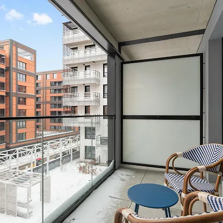 Doki Living - & Foodhall By Downtown Gdaňsk